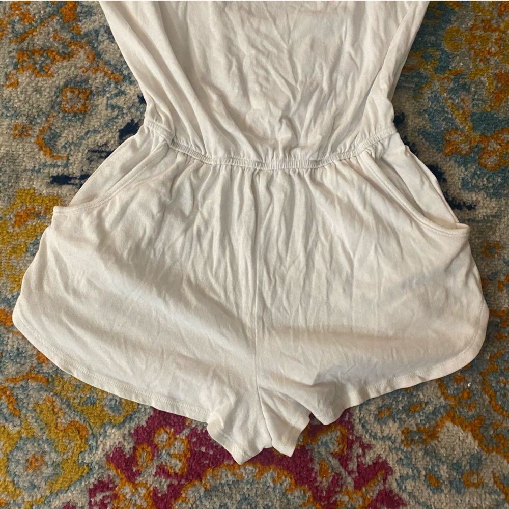SOLD!! PINK VS White Chinched waist Hip Pockets Swim Coverup Romper M - Picture 5 of 16